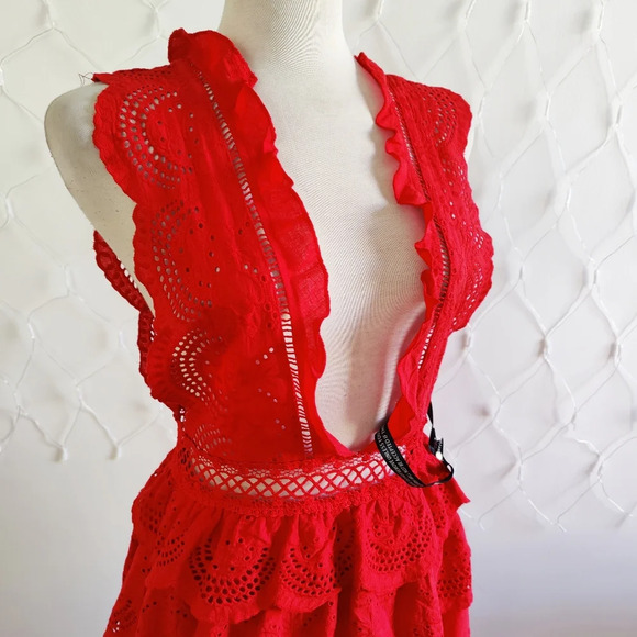 PrettyLittleThing Lace Plunge Dress / Red / Tagged Size 12 - Picture 4 of 7